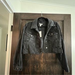 Black Distressed Cropped Jean Jacket